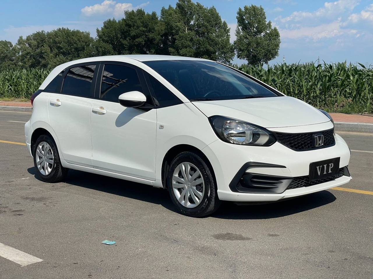 Honda Fit — фото 1 из 7