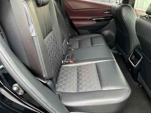 Toyota Harrier — фото 8 из 10