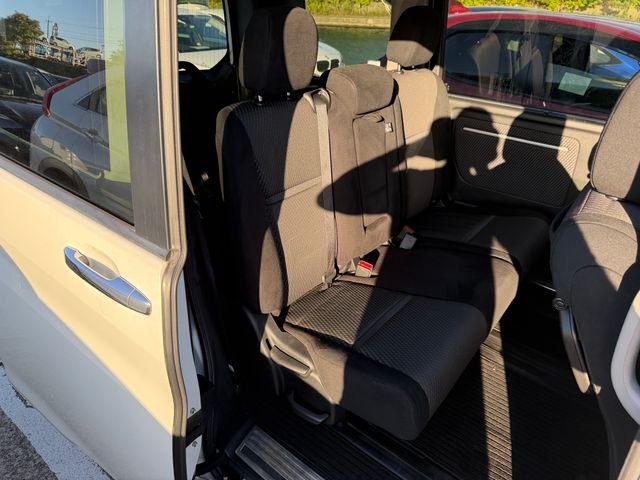 Honda Stepwgn — фото 9 из 9