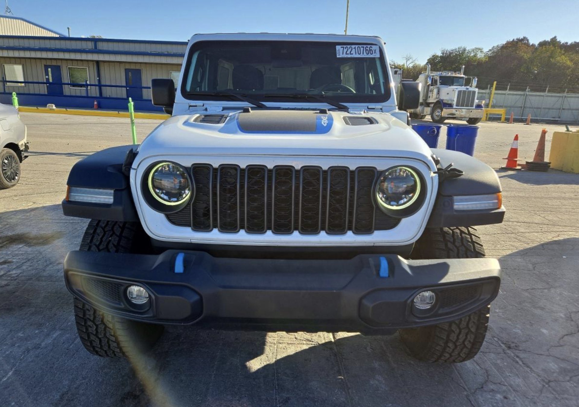 Jeep Wrangler — фото 5 из 10