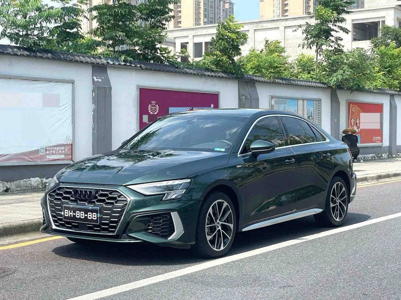 Audi A3L Limousine — фото 3 из 9