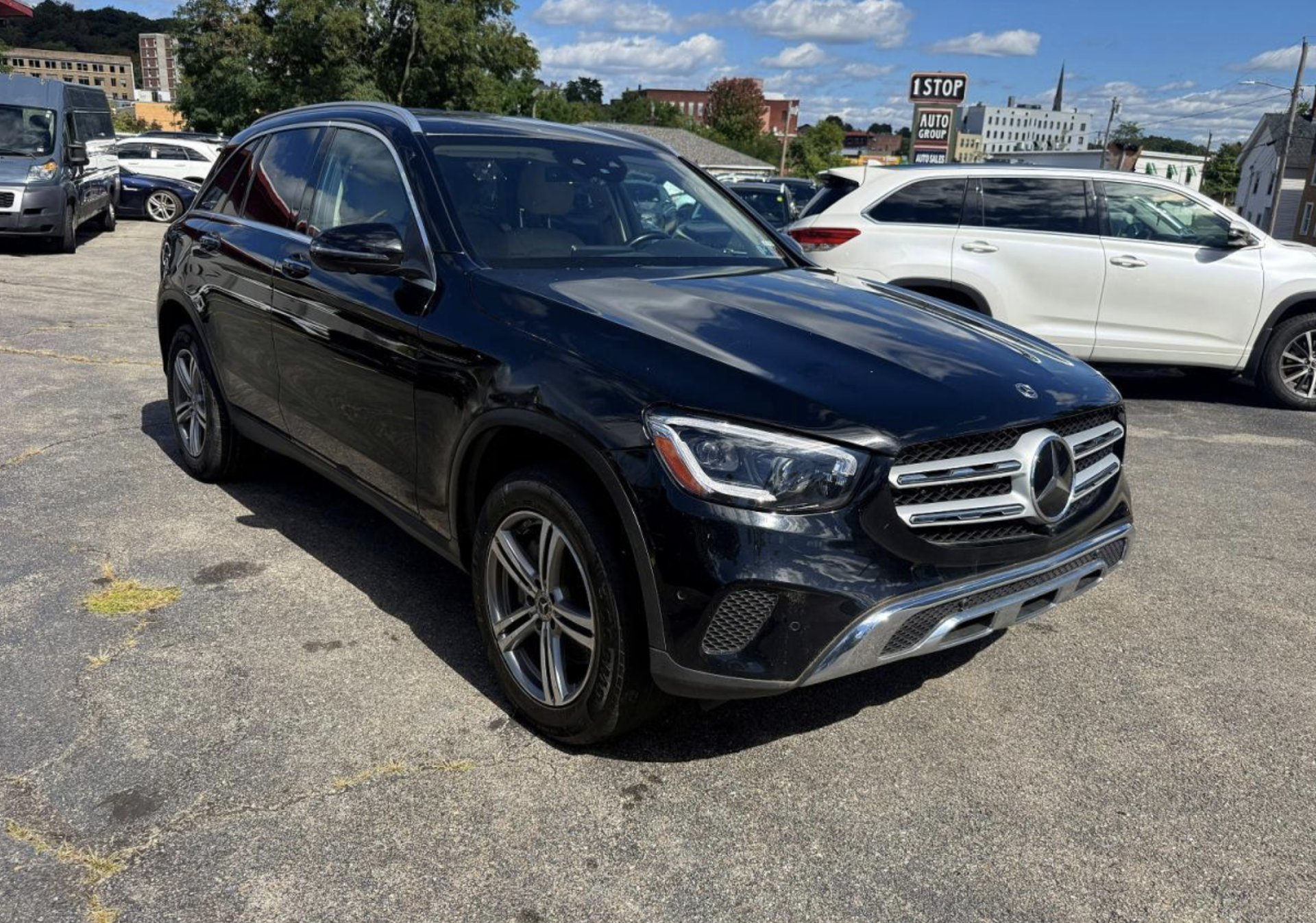 Mersedes Benz GLC — фото 1 из 8
