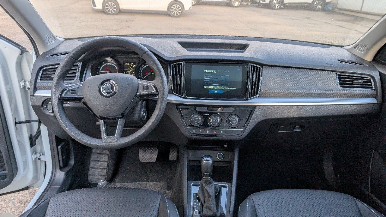 Skoda Camiq — фото 8 из 10