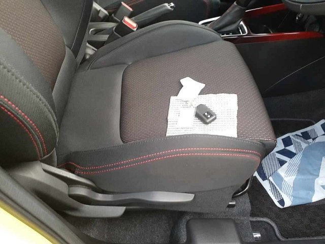Suzuki Swift — фото 10 из 10