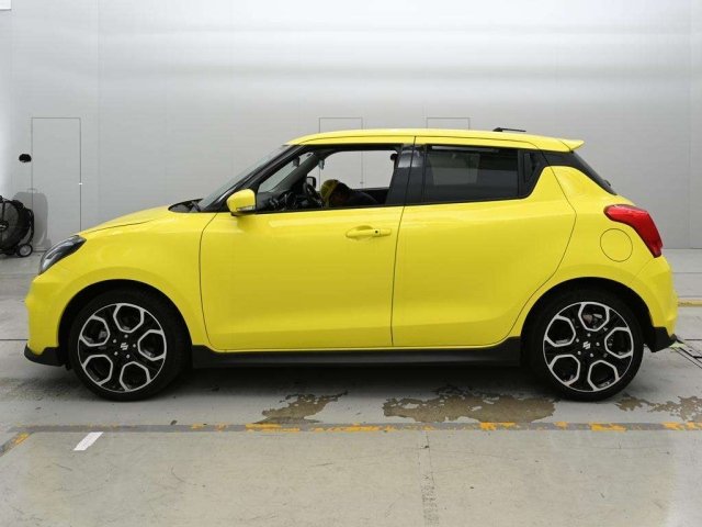 Suzuki Swift — фото 6 из 10