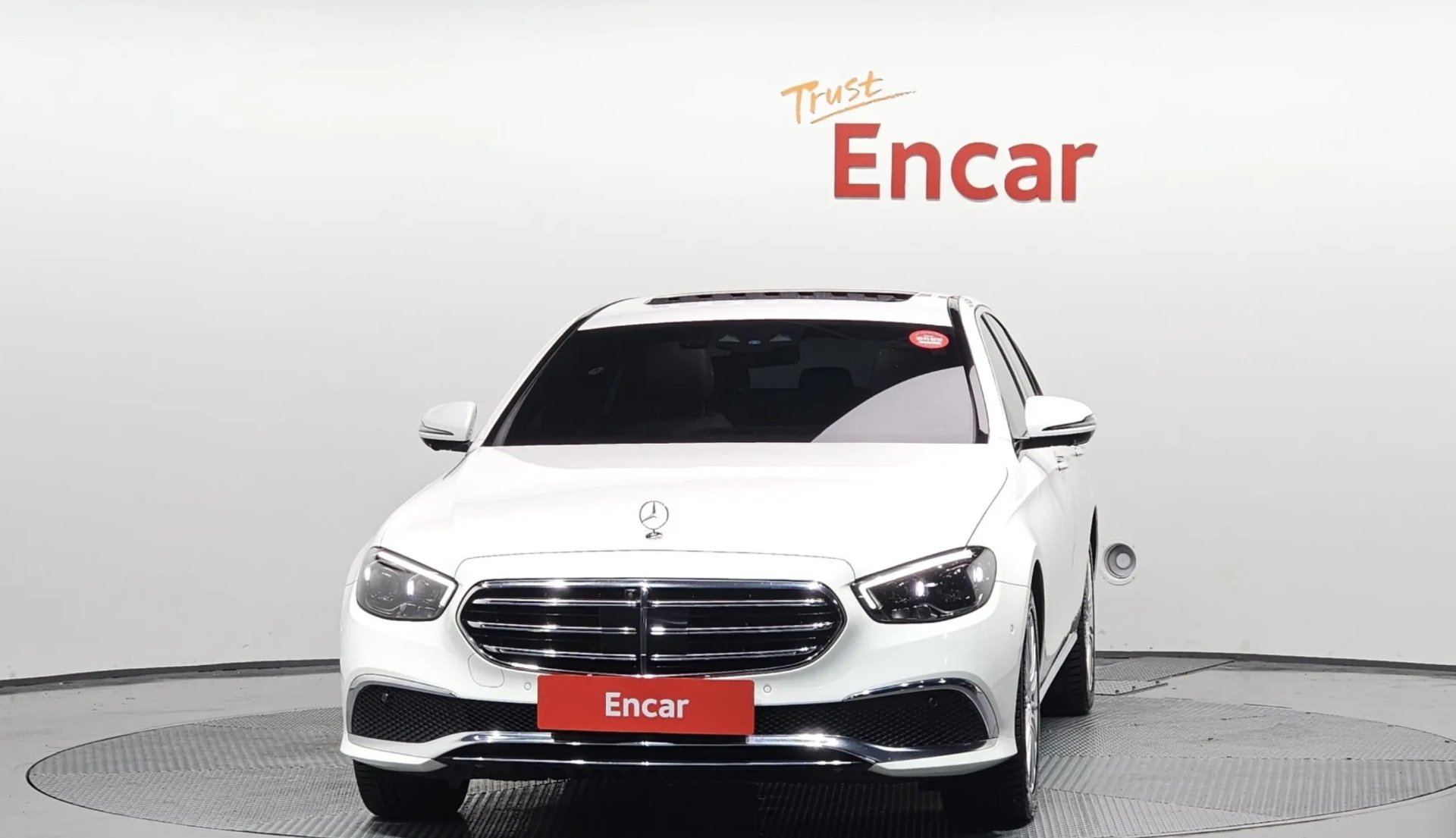 Mercedes-Benz E-Class — фото 3 из 8
