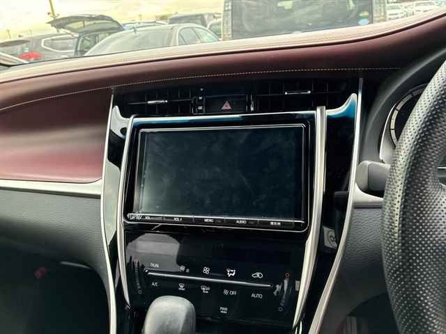 Toyota Harrier — фото 6 из 10