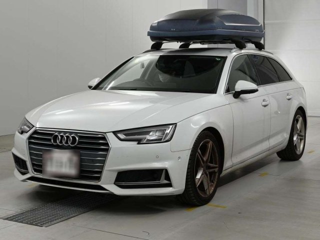 Audi A4 — фото 4 из 10