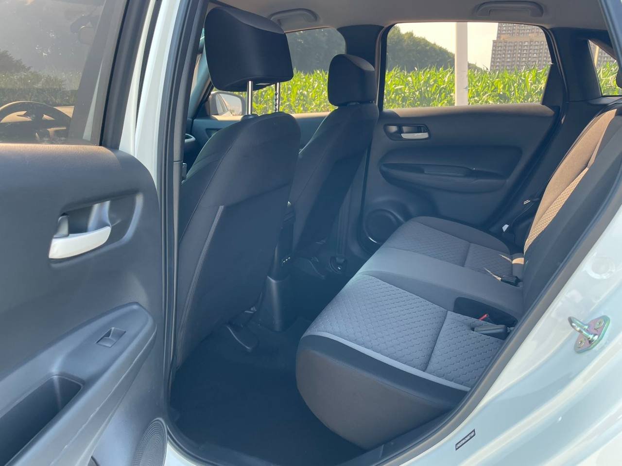 Honda Fit — фото 5 из 7