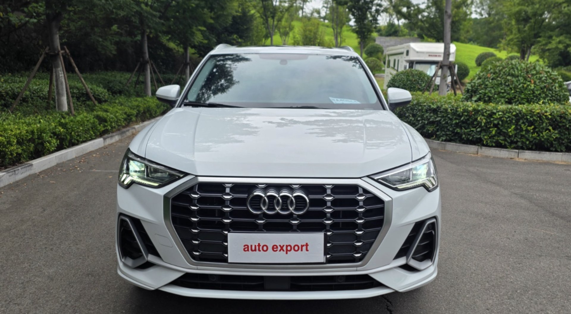 Audi Q3 — фото 2 из 9